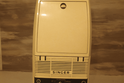 שואב אבק ידני וינטג' Singer Magic 158